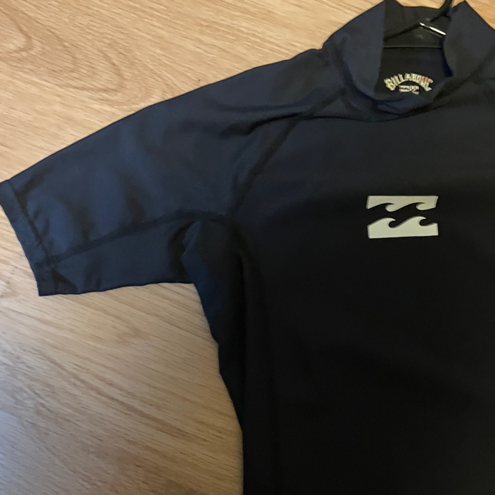 Billabong Navy Rash Guard - Picture 5 of 8